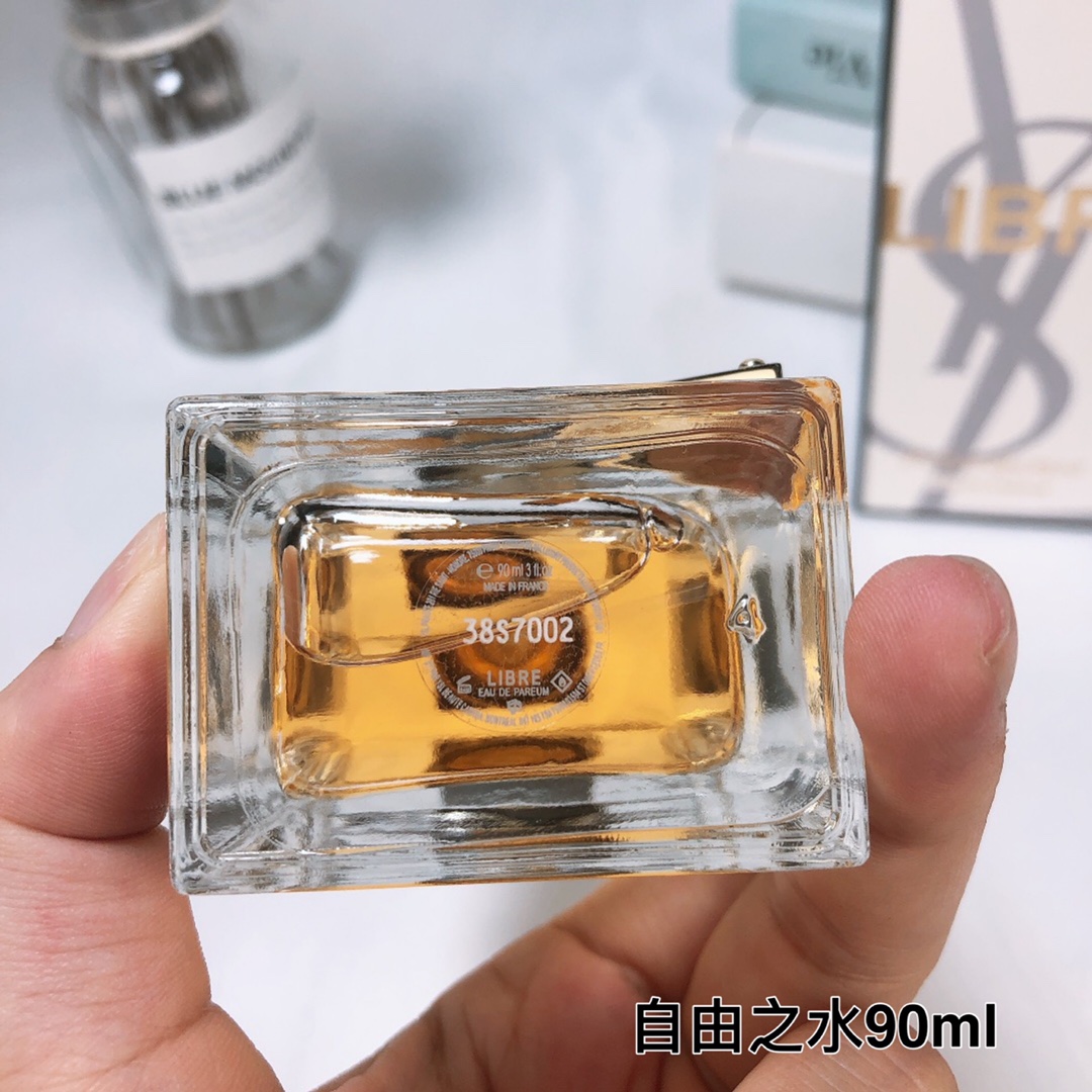 Saint Laurent perfume